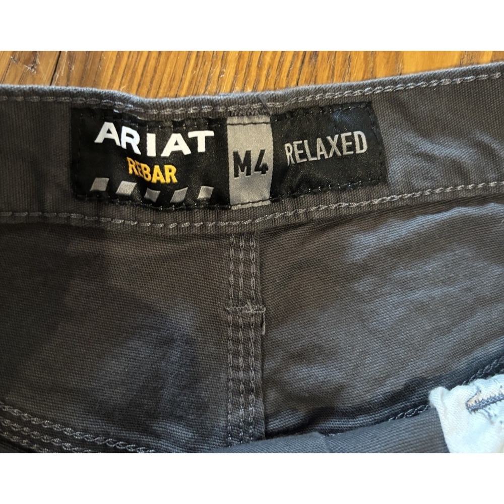 Ariat Rebar M4 Relaxed Mens 35 Grey Canvas Work Utility Cargo Shorts Gray EUC - Picture 5 of 8